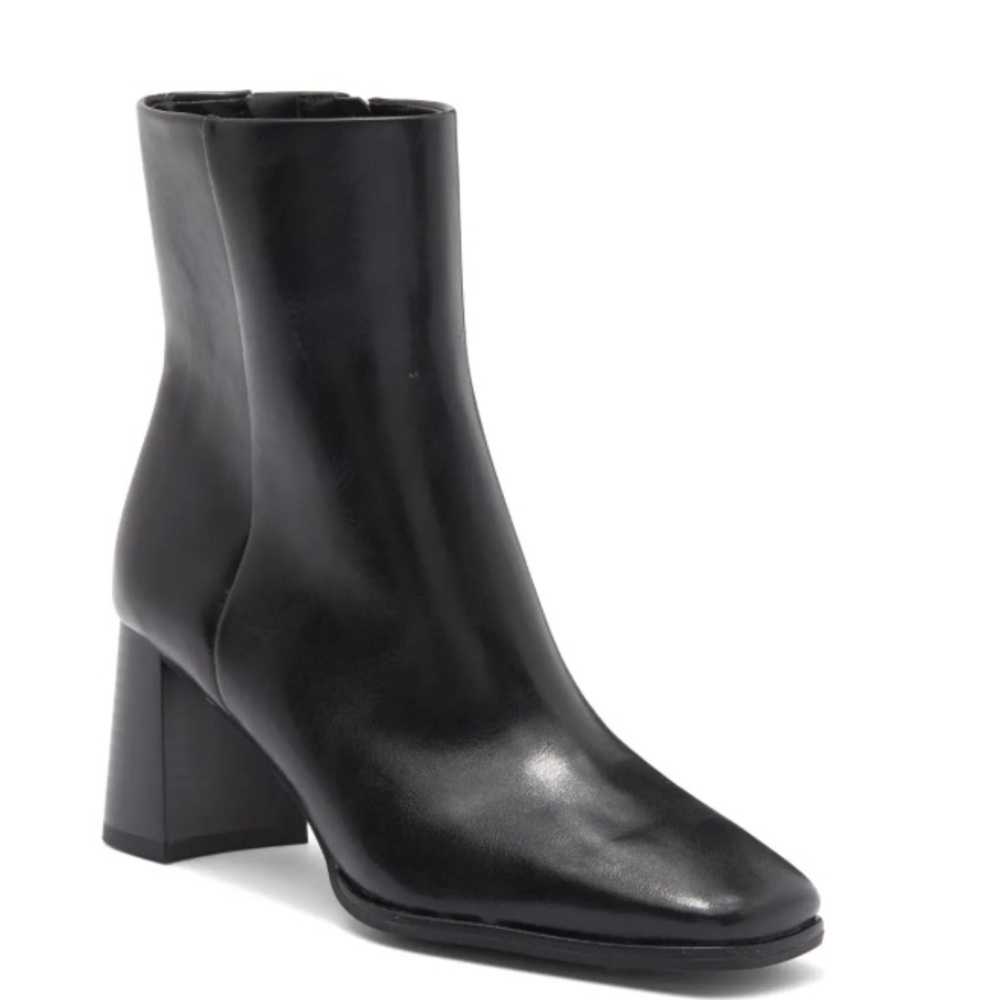 NORDSTROM RACK Normandy Block Heel Bootie In Black